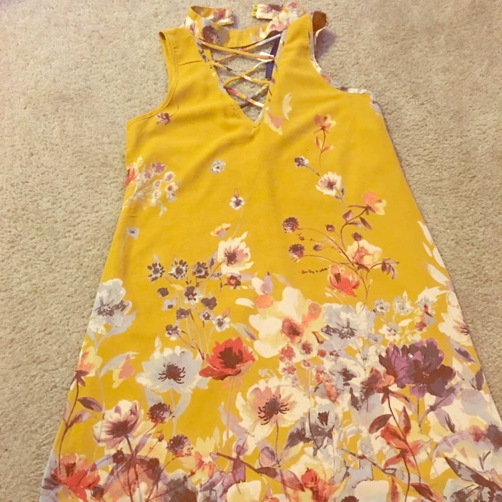 Floral shift dress